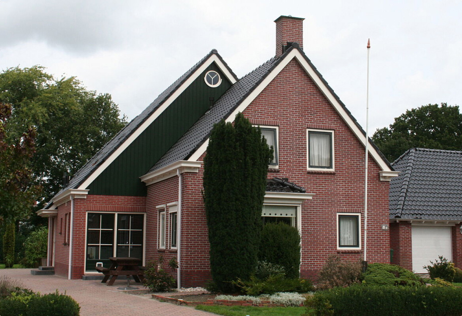 image 6/44