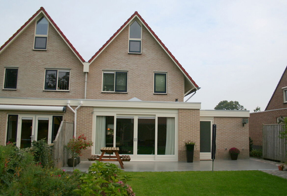 image 21/44