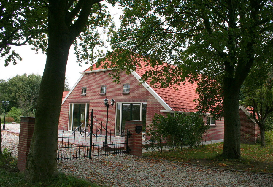 image 22/44